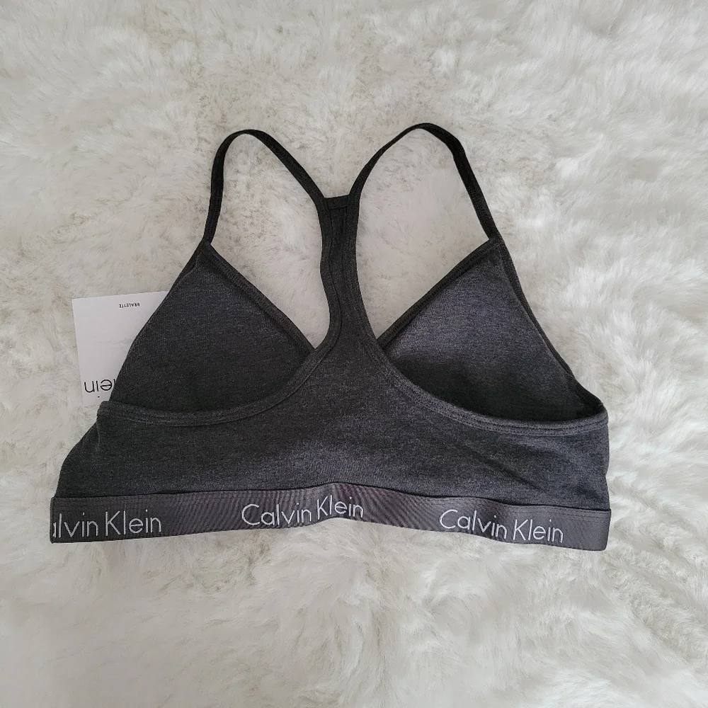 ✨️CALVIN KLEIN COTTON LIGHTLY LINED BRALETTE SIZE L